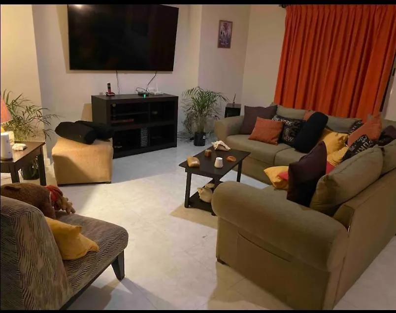 Mi Casita En Cancun contacts
